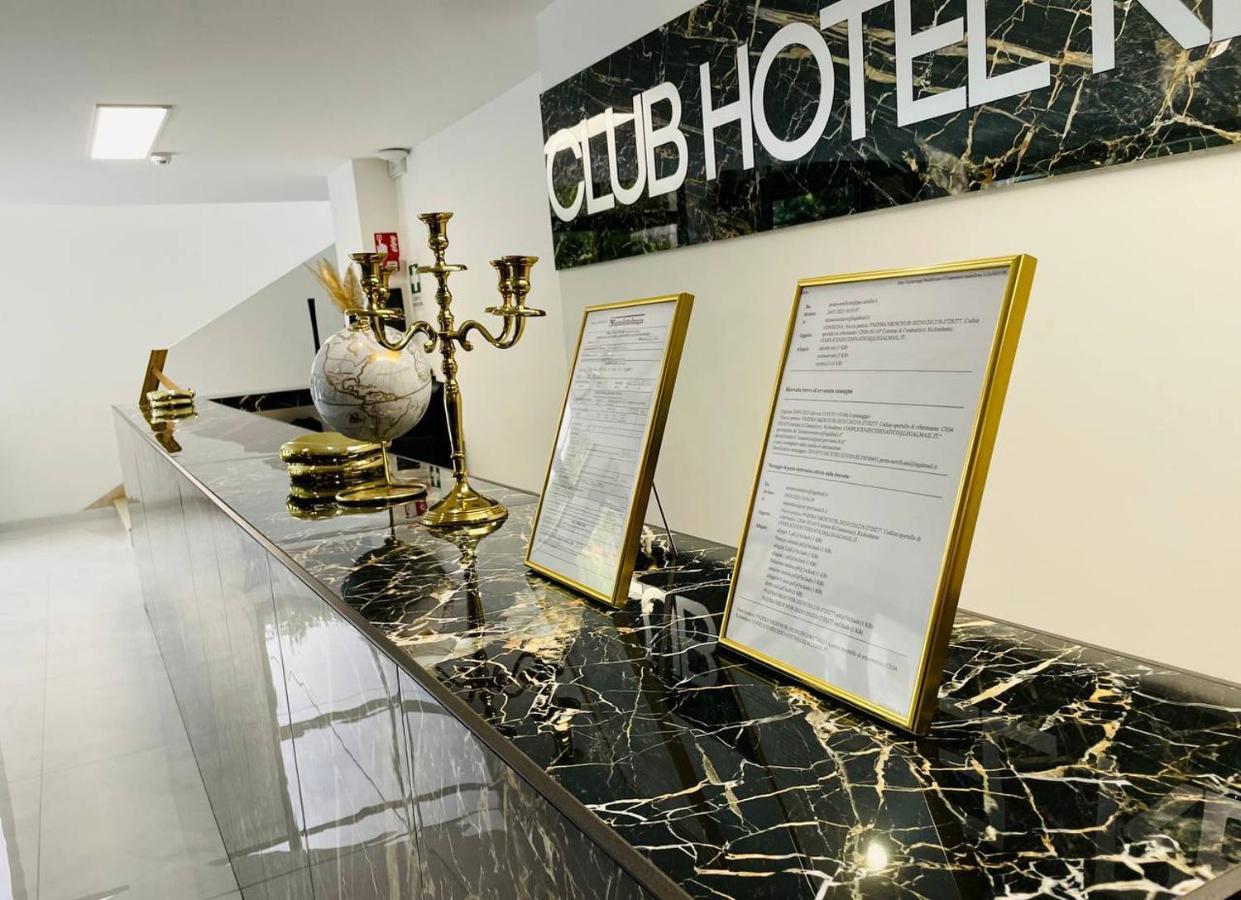 Clubhotel Residence チェゼナーティコ エクステリア 写真
