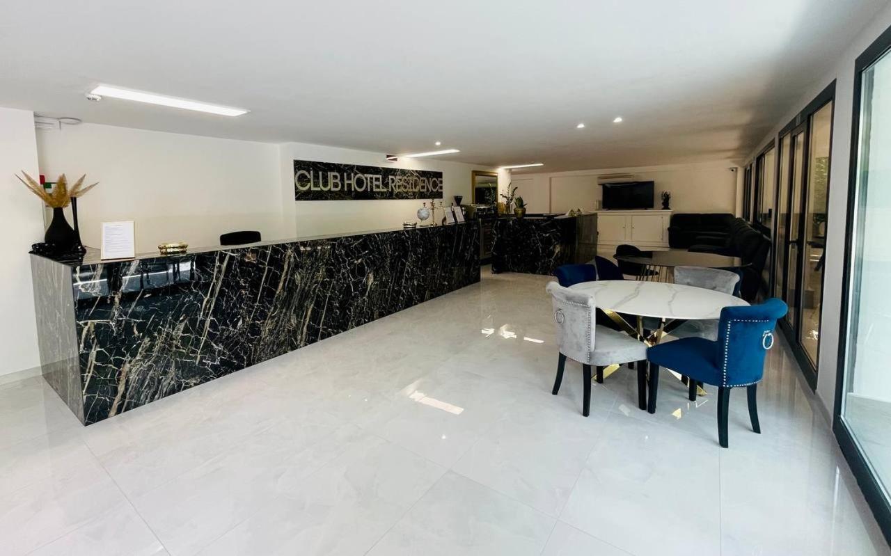 Clubhotel Residence チェゼナーティコ エクステリア 写真