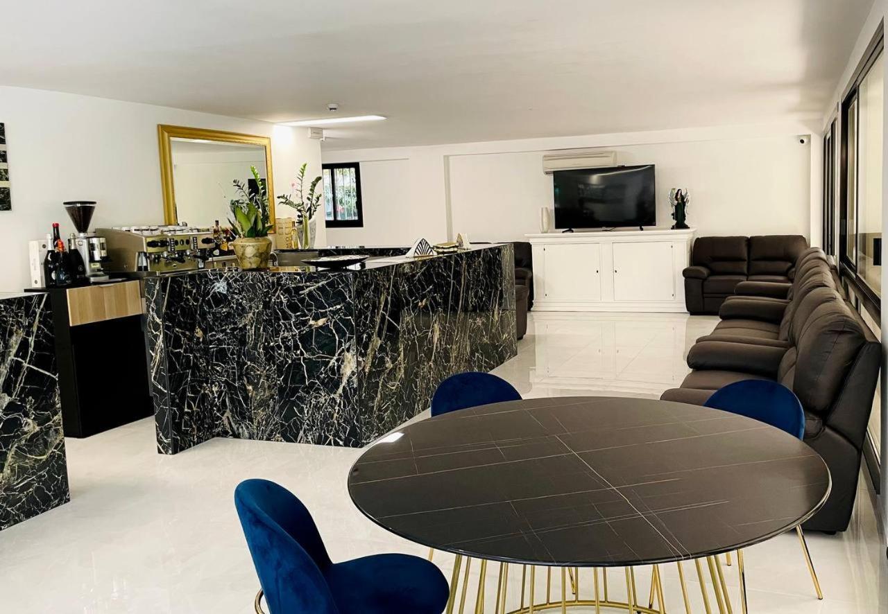 Clubhotel Residence チェゼナーティコ エクステリア 写真